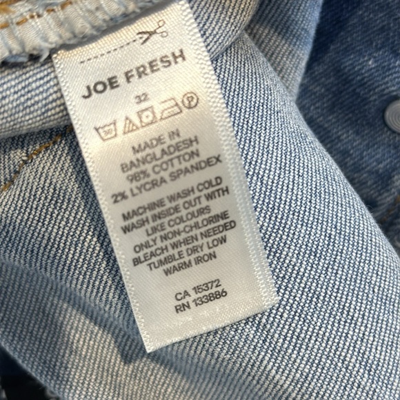 Joe Fresh X Jillian Harris Distressed Boyfriend Jeans Size 32 - Picture 9 of 9